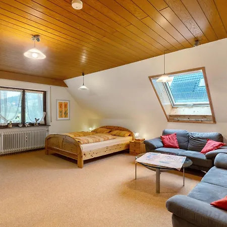 Nyaraló Gaestehaus Retsch